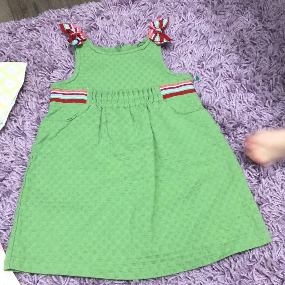 Two dresses - Picture 2 of 2